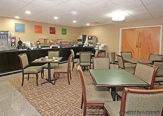 Four Points By Sheraton Raleigh Arena Exteriér fotografie